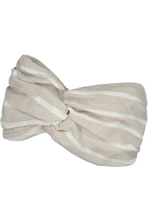 Barts De Hoofdband Twinzer van is een stijlvolle toevoeging aan de dames mutsen collectie