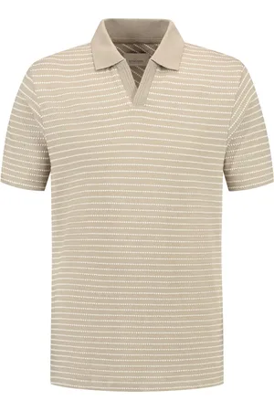 Dstrezzed De Polo Alistar van is een casual heren polo met een polokraag en knoopsluiting