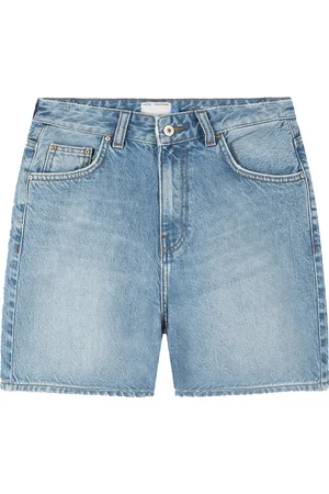 LTB Short Belinda X van is een casual dames short met een normale taille en mom fit