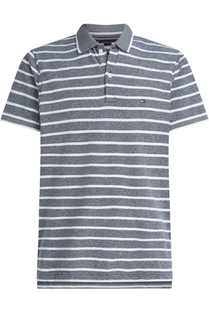 Tommy Hilfiger De polo is een stijlvolle heren polo met een opstaande kraag en ribgebreide mouwboorden