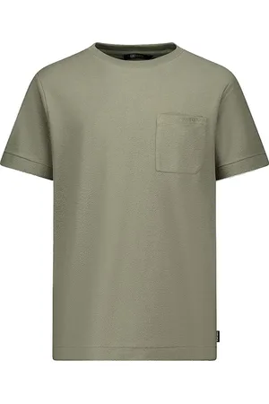 Airforce Dit T-shirt van is een casual basic met een ronde hals en korte mouwen