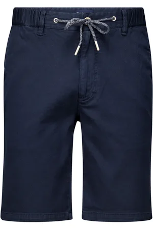 Bomont De Short Ferdinand van is een stijlvolle heren short met een casual uitstraling