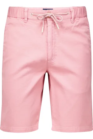 Bomont De Short Ferdinand van is een stijlvolle heren short met een casual uitstraling