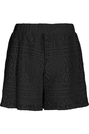 VILA De Short Merida Crochet van zijn stijlvolle shorts met een minimalistisch ontwerp en een uniek gaatjespatroon