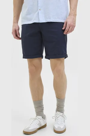 JACK & JONES De Short Fury van is een heren short gemaakt van katoen met een normale taille