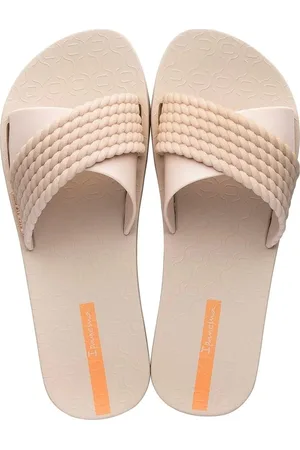 Ipanema Slippers Street
