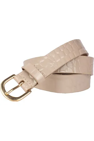 LEGEND De riem, een verfijnd accessoire, is een stijlvolle dames riem met een goudkleurige gesp en een subtiele krokodillenprint