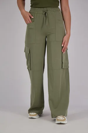 Co`Couture De Pantalon Ella Cargo van combineert een casual en sportieve stijl met functionaliteit