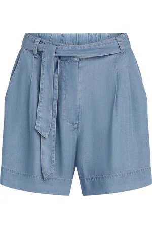 beaumont De short van is een casual dames short met een elastische taille en een handige koordsluiting