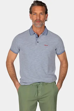 NZA De Polo Corbin van is een stijlvolle heren polo met een moderne kraag en contrasterende knopen