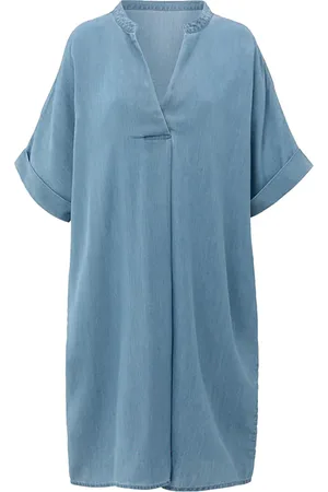 YAYA De Jurk van , een elegante damesjurk met een minimalistische stijl, biedt een losse pasvorm en korte mouwen