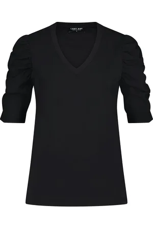 Lady Day De top van is een stijlvolle dames top met korte mouwen en een v-hals