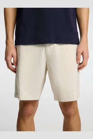 SELECTED De Short Miles Sun van is een casual heren short met normale taille