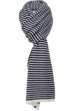 Bomont De sjaal van is een stijlvolle accessoire in een casual, minimalistische stijl