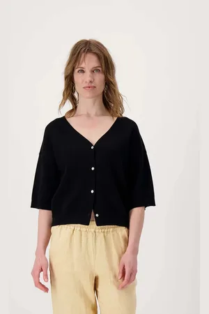 Zusss Het fijn brei vestje van , een elegant vest, is perfect voor elke casual gelegenheid