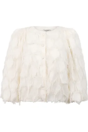 Aaiko De Blazer Evie Fringe van is een elegante tussenjas met lange mouwen en een kraagloos ontwerp