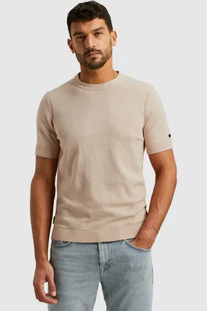 Cast Iron Dit T-shirt van combineert minimalisme met stijl