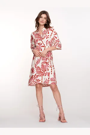 Geisha De Jurk is een bohemian dames jurk met een bloemmotief