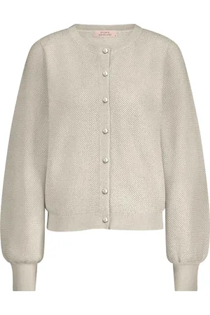 Studio Anneloes Vest Tommy van is een stijlvol vest met een ronde hals en knopen