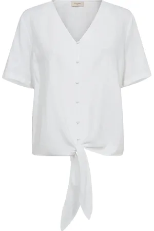 Freequent De Blouse Lava van is een casual blouse met een opstaande kraag en V-hals