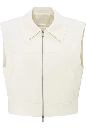YAYA Het jasje van is een stijlvolle gilet met een minimalistische uitstraling