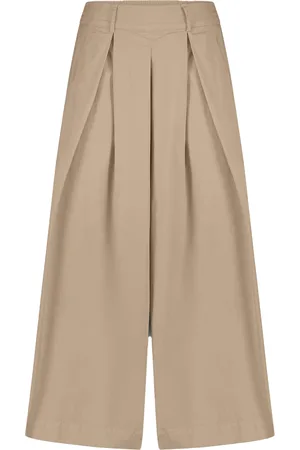 Summum Woman De Pantalon Culotte van is een stijlvolle pantalon met een elastische taille en wijde pijpen