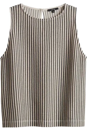 Opus De top van is een stijlvolle top met een minimalistisch streepontwerp