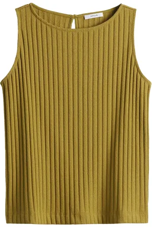 Opus De top van biedt een casual stijl met een ronde hals en comfort fit