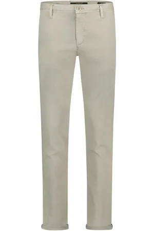 Alberto Broek 62871582