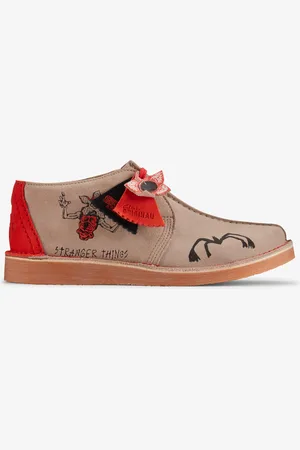 Clarks Stranger Things Desert Trek Youth