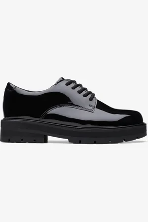 Clarks Prague Lace Older