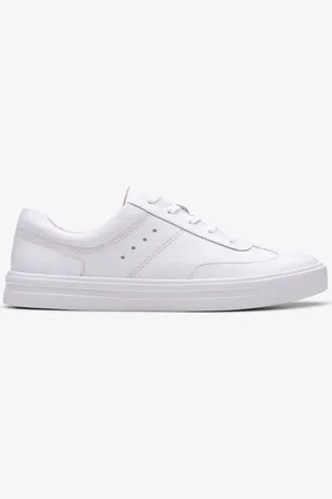Clarks Makea Court