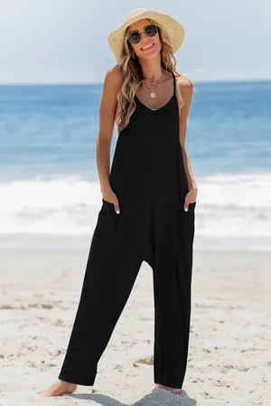 Cupshe Zwarte mouwloze jumpsuit met ronde hals en verlaagd kruis