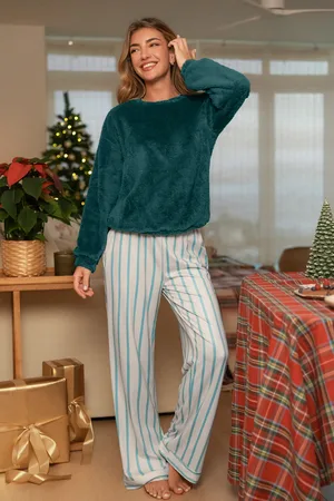 Cupshe Groene Fuzzy Knit Sweater & Gestreepte Broek Pyjama Set