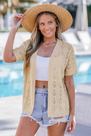 Cupshe Beige top met omslag van Coastal Comfort