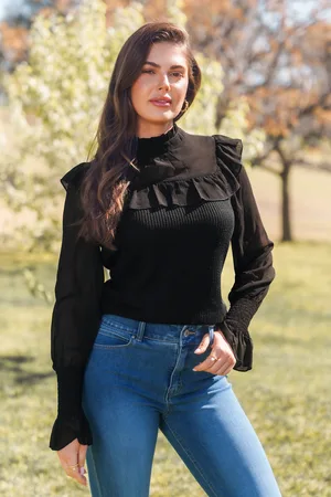 Cupshe Zwarte Mockneck Blouse met Lange Mouwen en Ruffles