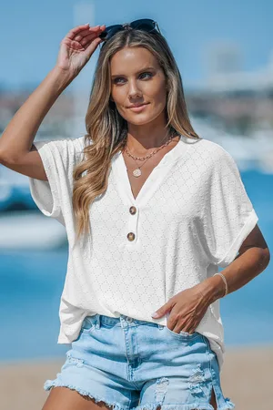 Cupshe T-shirt met uitgesneden textuur en V-hals