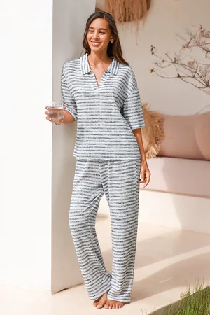 Cupshe Slept In gestreepte pyjamaset
