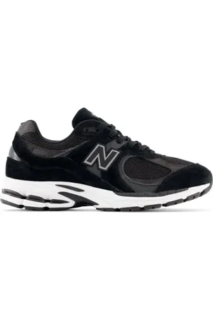 New Balance 2002R sneaker met suède details