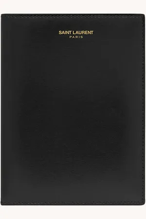 Saint Laurent Paris paspoortetui van kalfsleer