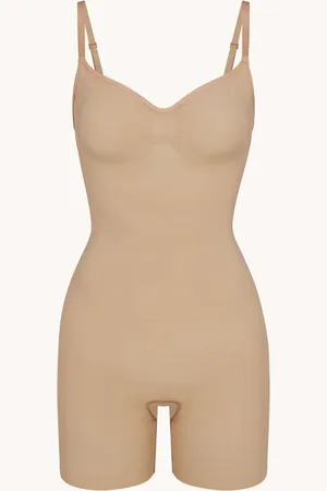 SKIMS Seamless Sculpt corrigerende body met plooidetail