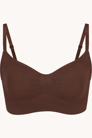 SKIMS Seamless Sculpt bralette met plooidetail