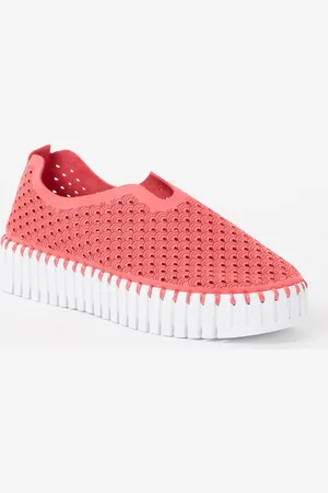 Ilse Jacobsen Tulip slip-on met cut-out detail