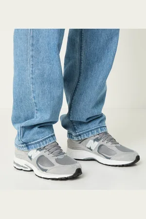 New Balance 2002R sneaker van suède met mesh details
