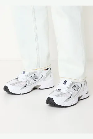 New Balance 530 sneaker met mesh details