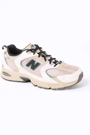 New Balance 530 sneaker van mesh met suède details