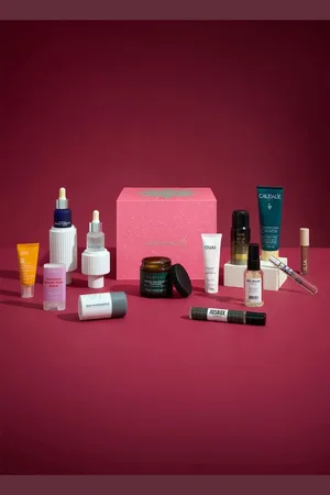 de Bijenkorf Limited Edition Festive Beauty Box t-w-v- €250