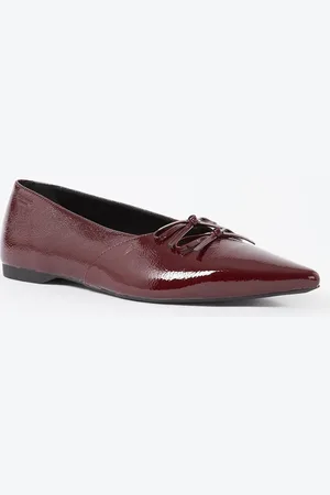 Vagabond Hermine ballerina van lakleer met strikdetail