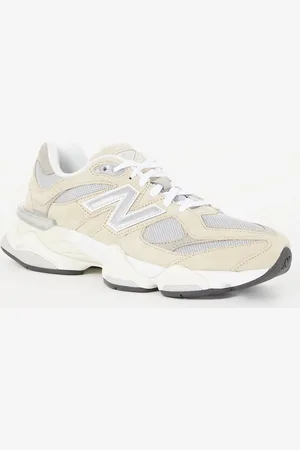 New Balance 9060 sneaker met suède en mesh details