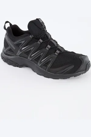 Salomon XA Pro 3D sneaker met details van mesh